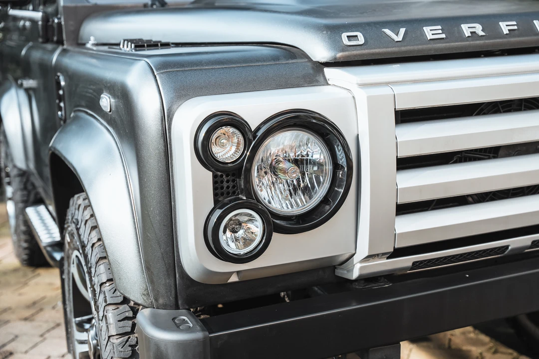 2016 Land Rover Defender 90 - Image 20 of 31