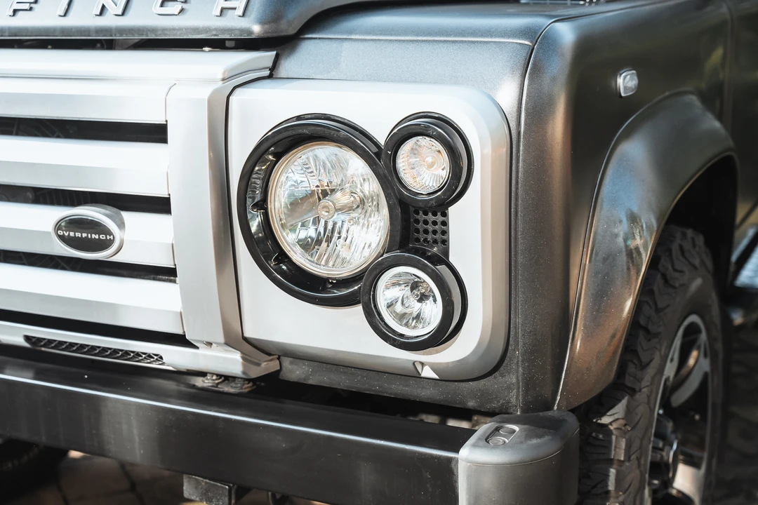 2016 Land Rover Defender 90 - Image 23 of 31