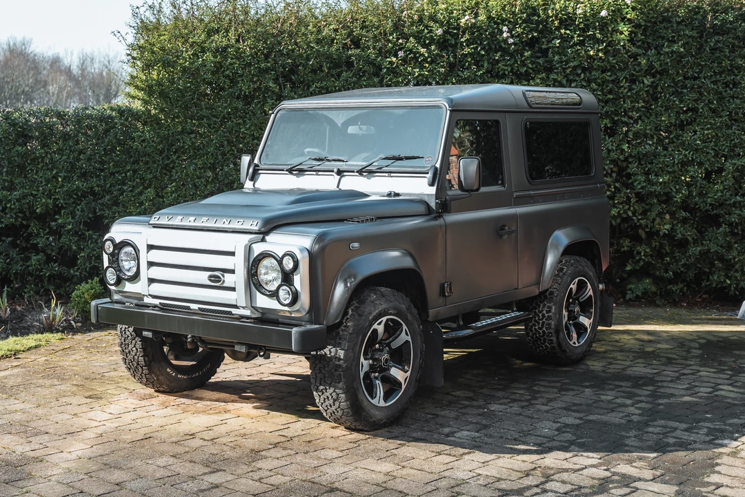 2016 Land Rover Defender 90 - Image 17 of 31