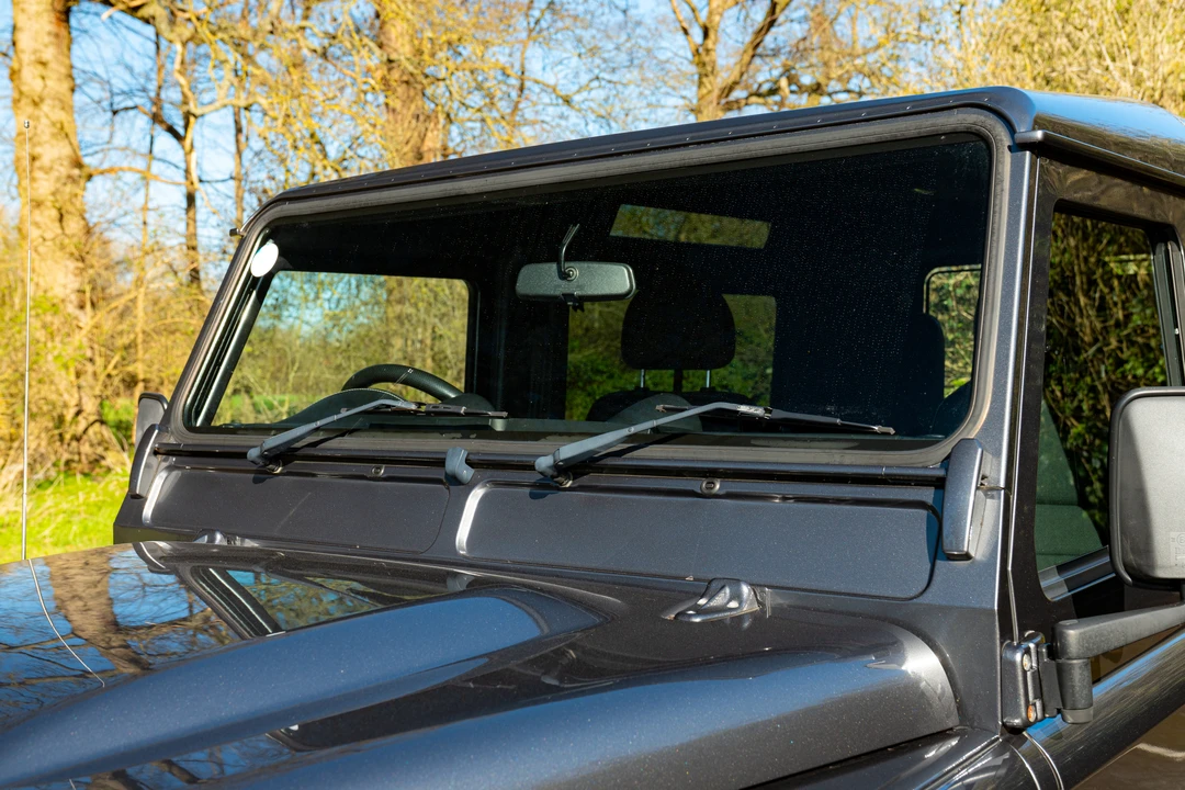 2016 Land Rover Defender 90 - Image 26 of 31