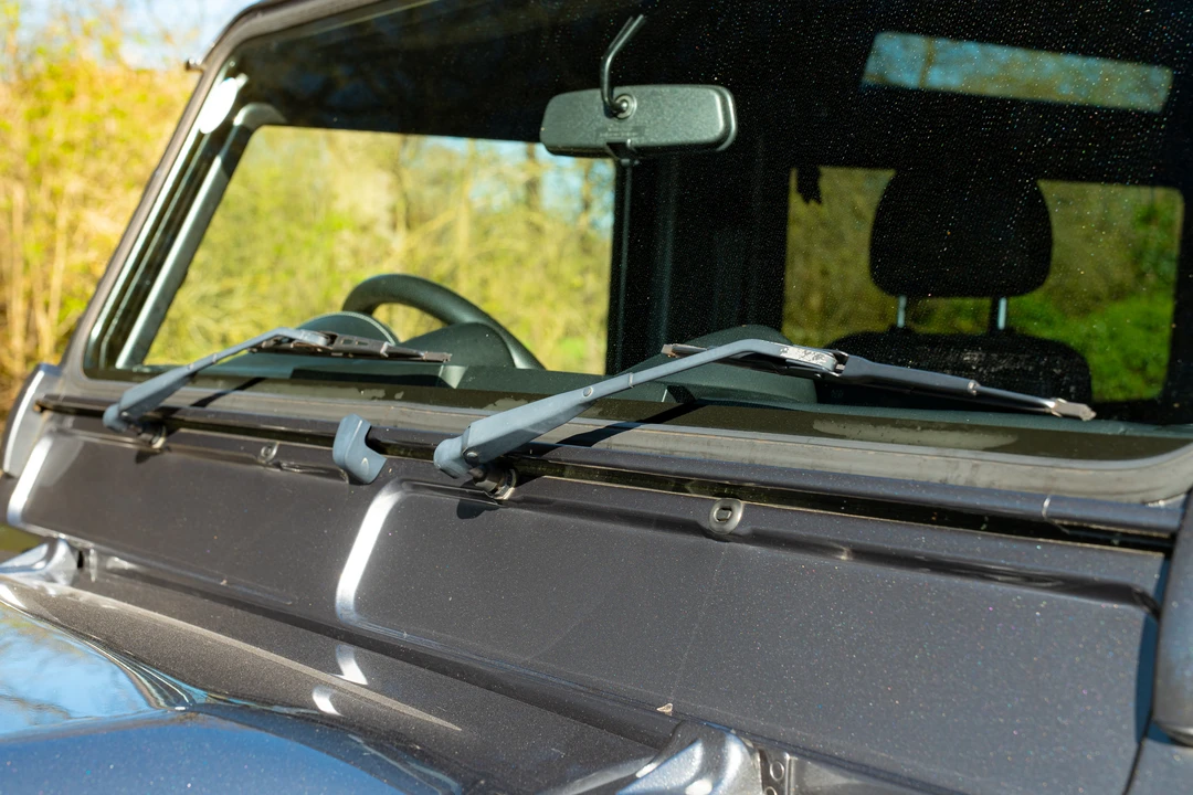 2016 Land Rover Defender 90 - Image 30 of 31