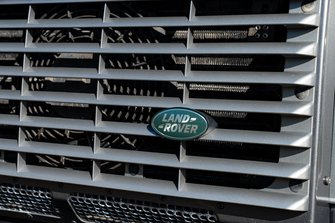 2016 Land Rover Defender 90 - Image 21 of 31