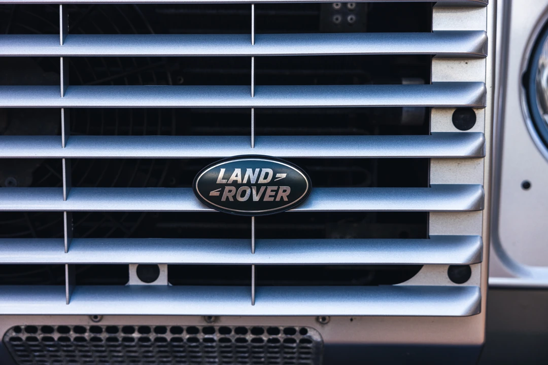 2016 Land Rover Defender 90 - Image 27 of 31