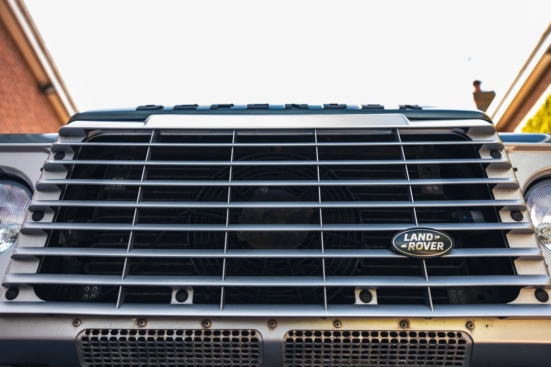 2016 Land Rover Defender 90 - Image 30 of 31