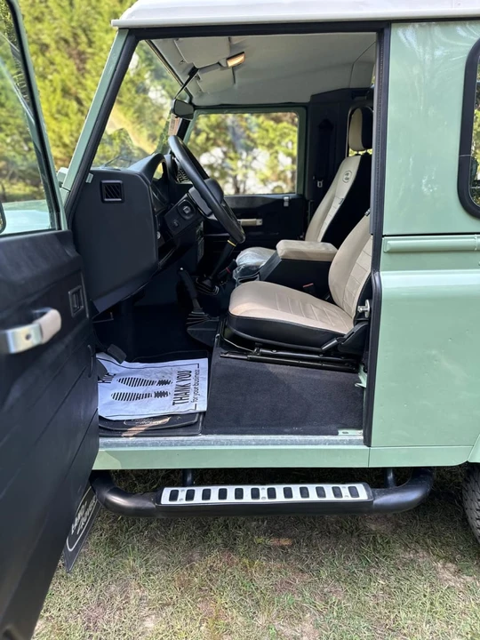 2016 Land Rover Defender - Image 27 of 31