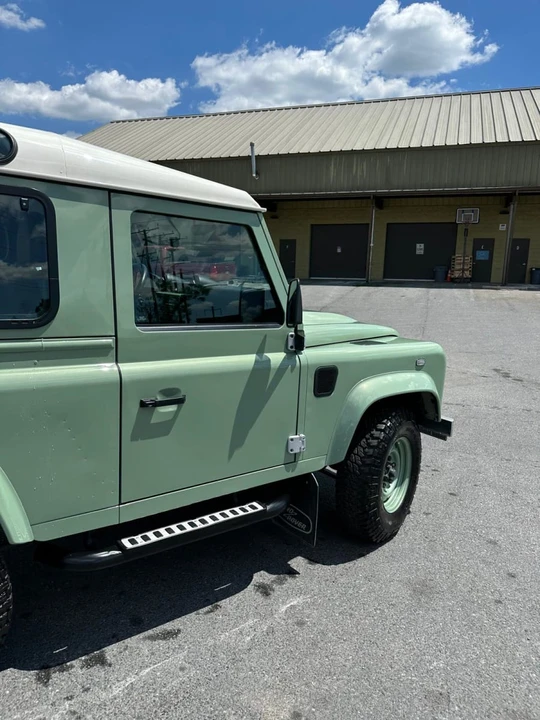 2016 Land Rover Defender - Image 12 of 28