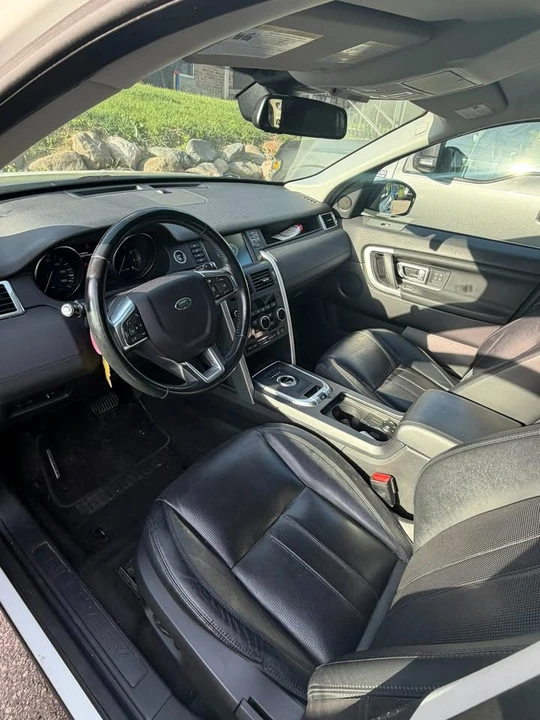 2016 Land Rover Discovery 4th Gen - Image 7 of 7