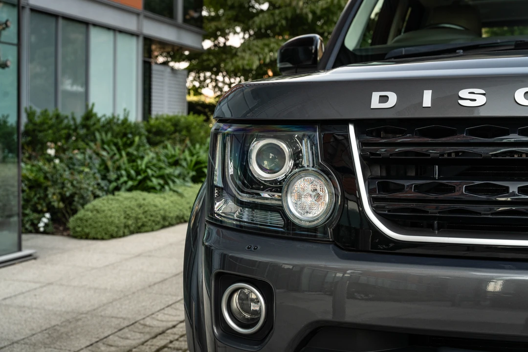 2016 Land Rover Discovery 4th Gen - Image 16 of 31