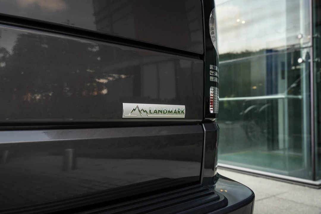 2016 Land Rover Discovery 4th Gen - Image 25 of 31
