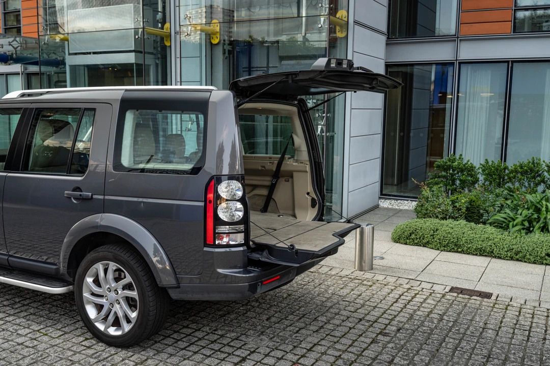 2016 Land Rover Discovery 4th Gen - Image 30 of 31