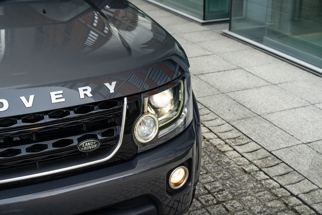 2016 Land Rover Discovery 4th Gen - Image 12 of 31