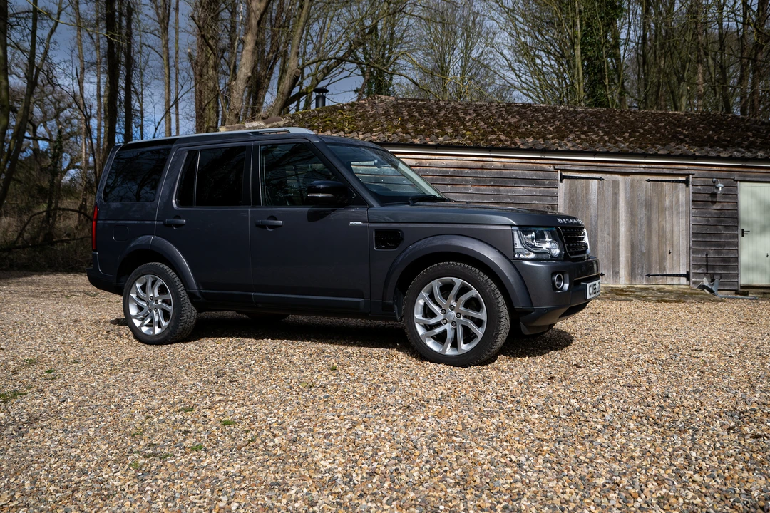 2016 Land Rover Discovery 4th Gen - Image 17 of 31