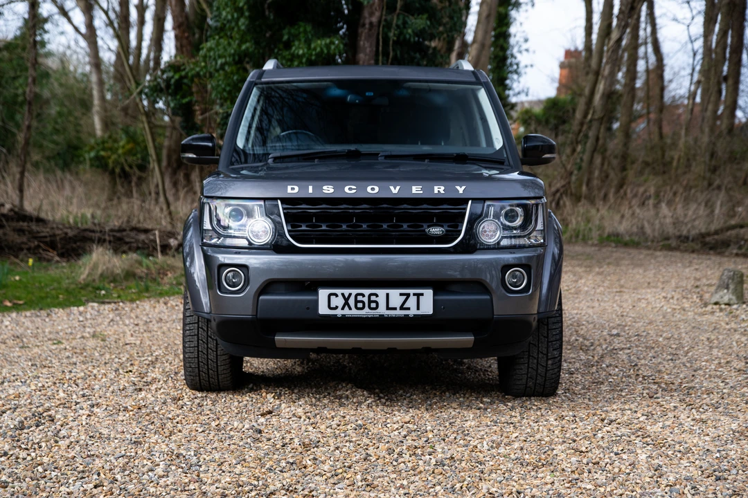 2016 Land Rover Discovery 4th Gen - Image 10 of 31