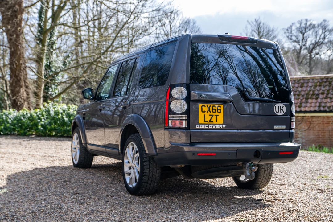 2016 Land Rover Discovery 4th Gen - Image 5 of 31
