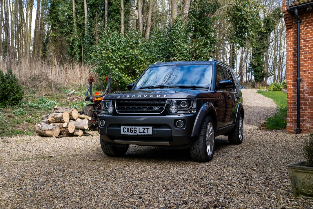2016 Land Rover Discovery 4th Gen - Image 3 of 31