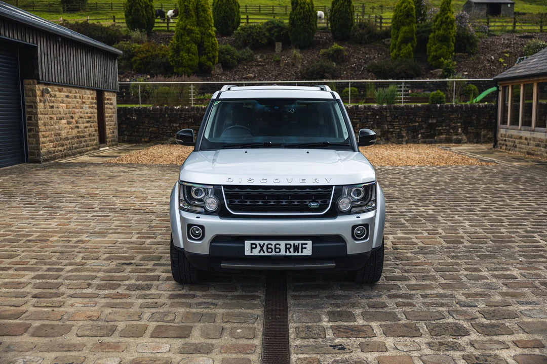 2016 Land Rover Discovery 4th Gen - Image 2 of 31