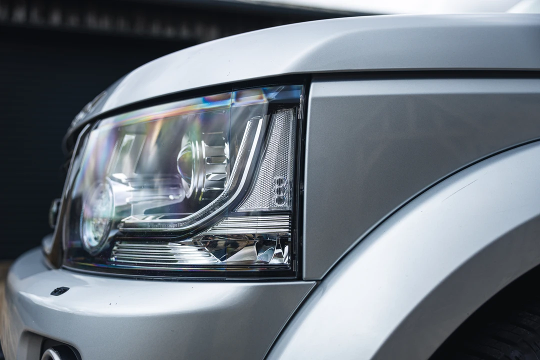 2016 Land Rover Discovery 4th Gen - Image 24 of 31