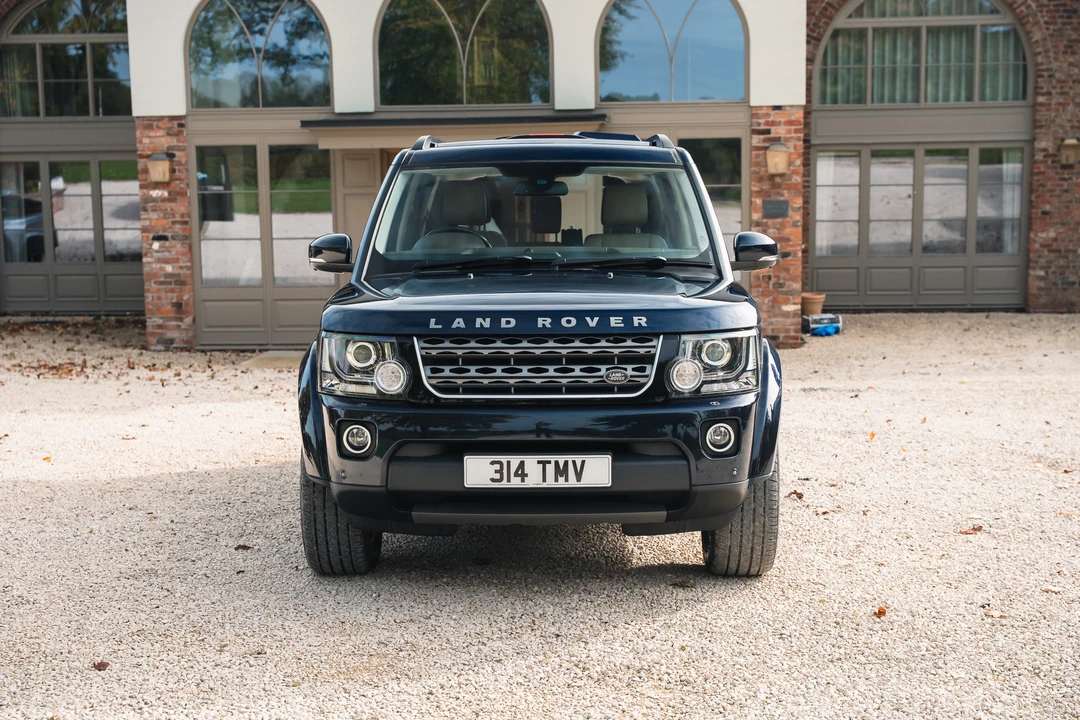 2015 Land Rover Discovery 4th Gen - Image 10 of 31