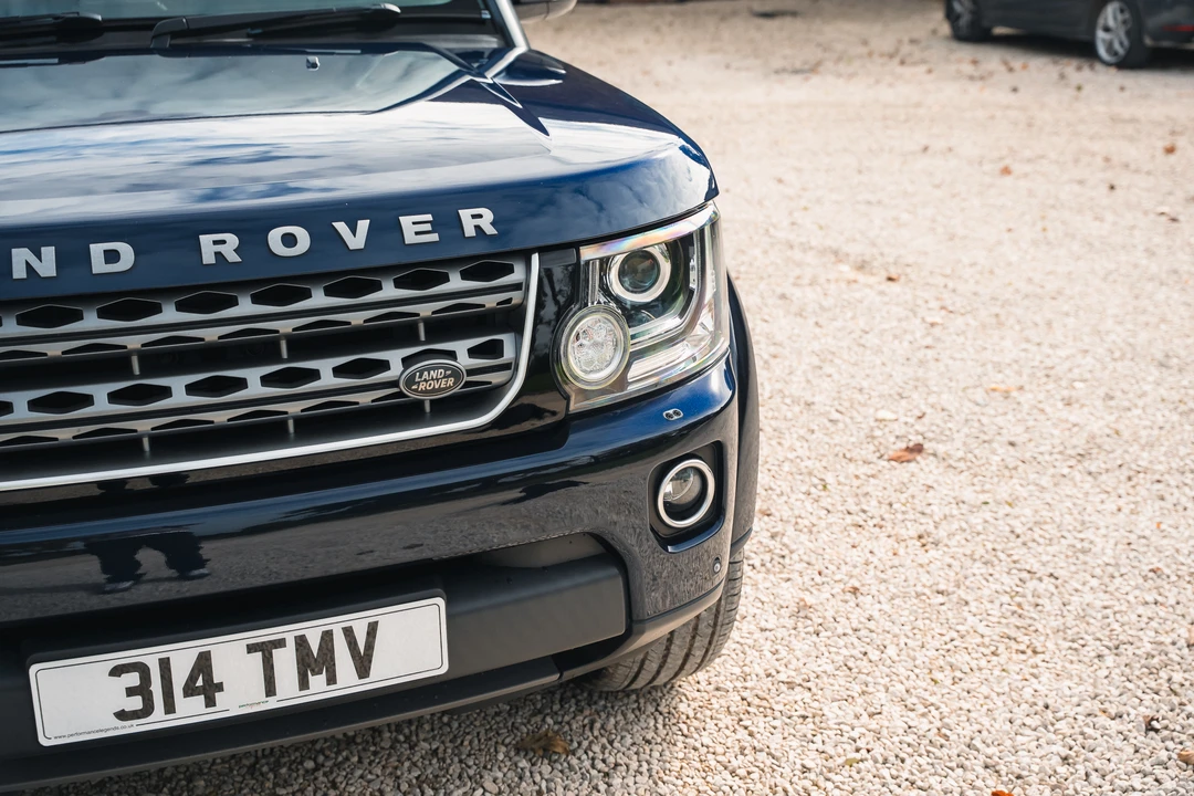 2015 Land Rover Discovery 4th Gen - Image 11 of 31