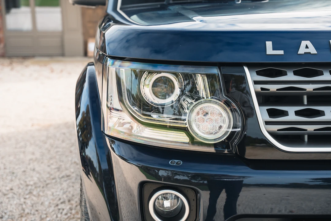 2015 Land Rover Discovery 4th Gen - Image 25 of 31
