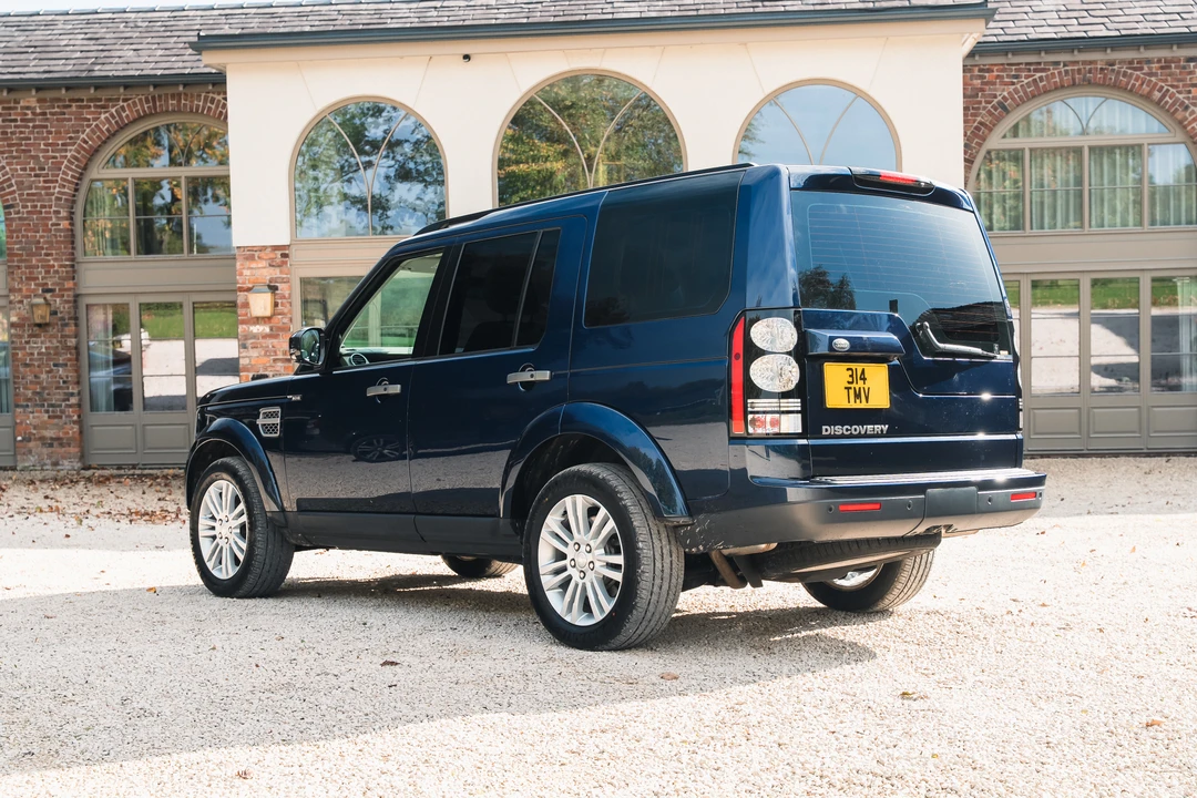 2015 Land Rover Discovery 4th Gen - Image 5 of 31