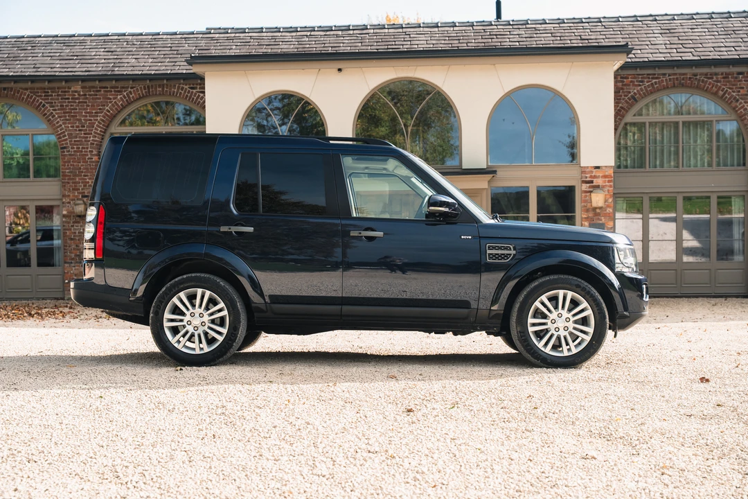 2015 Land Rover Discovery 4th Gen - Image 8 of 31