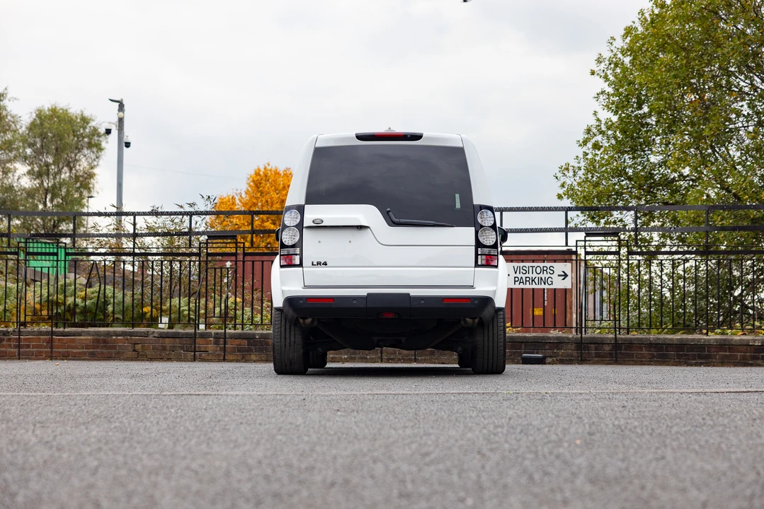 2016 Land Rover Discovery 4th Gen - Image 6 of 31