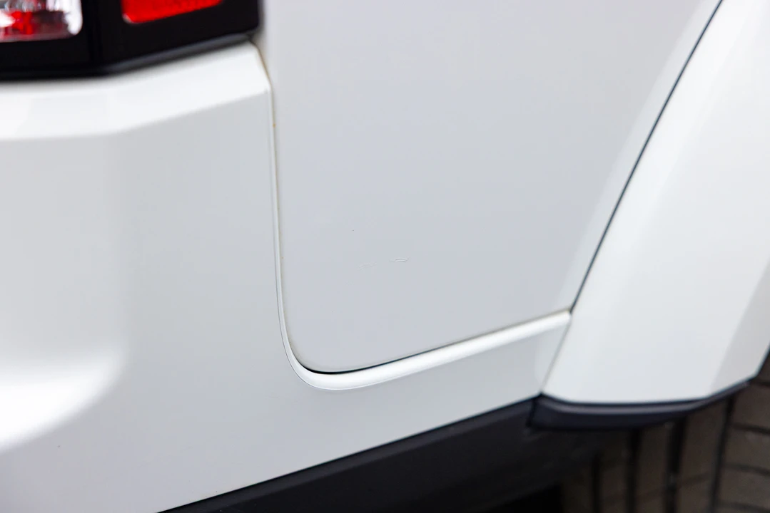 2016 Land Rover Discovery 4th Gen - Image 27 of 31