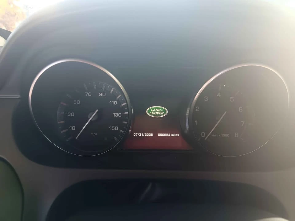 2016 Land Rover Discovery 4th Gen - Image 6 of 6