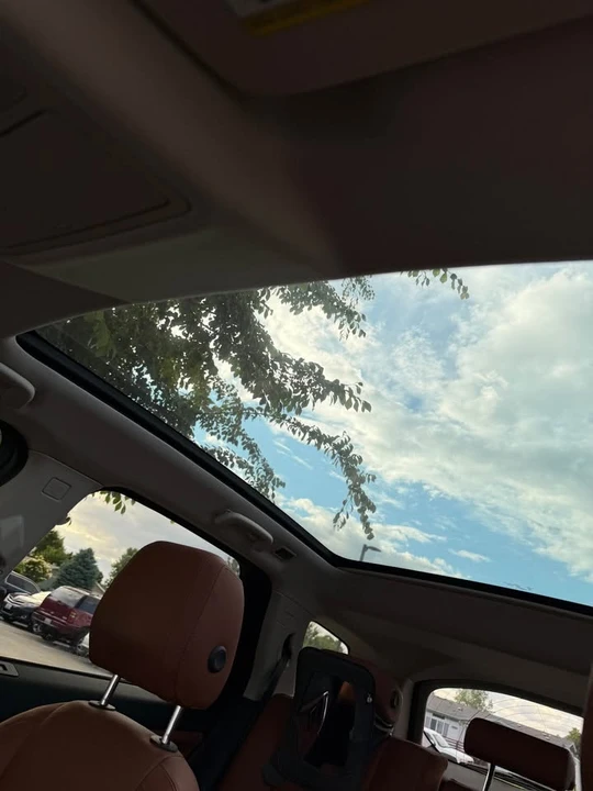 2016 Land Rover Discovery 4th Gen - Image 3 of 10