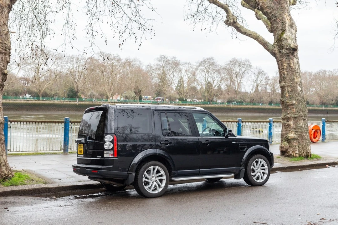 2016 Land Rover Discovery 4th Gen - Image 26 of 30