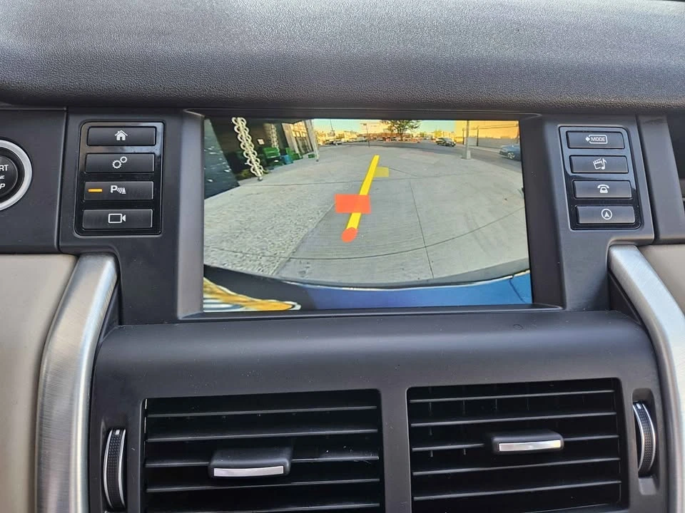 2016 Land Rover Discovery Sport - Image 14 of 17