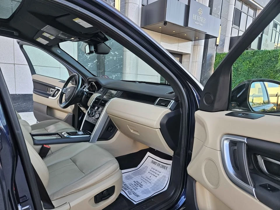 2016 Land Rover Discovery Sport - Image 10 of 17