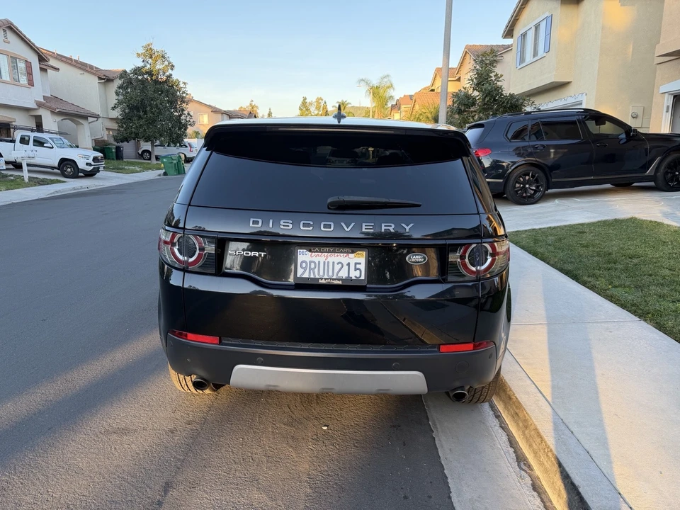 2016 Land Rover Discovery 4th Gen - Image 6 of 21