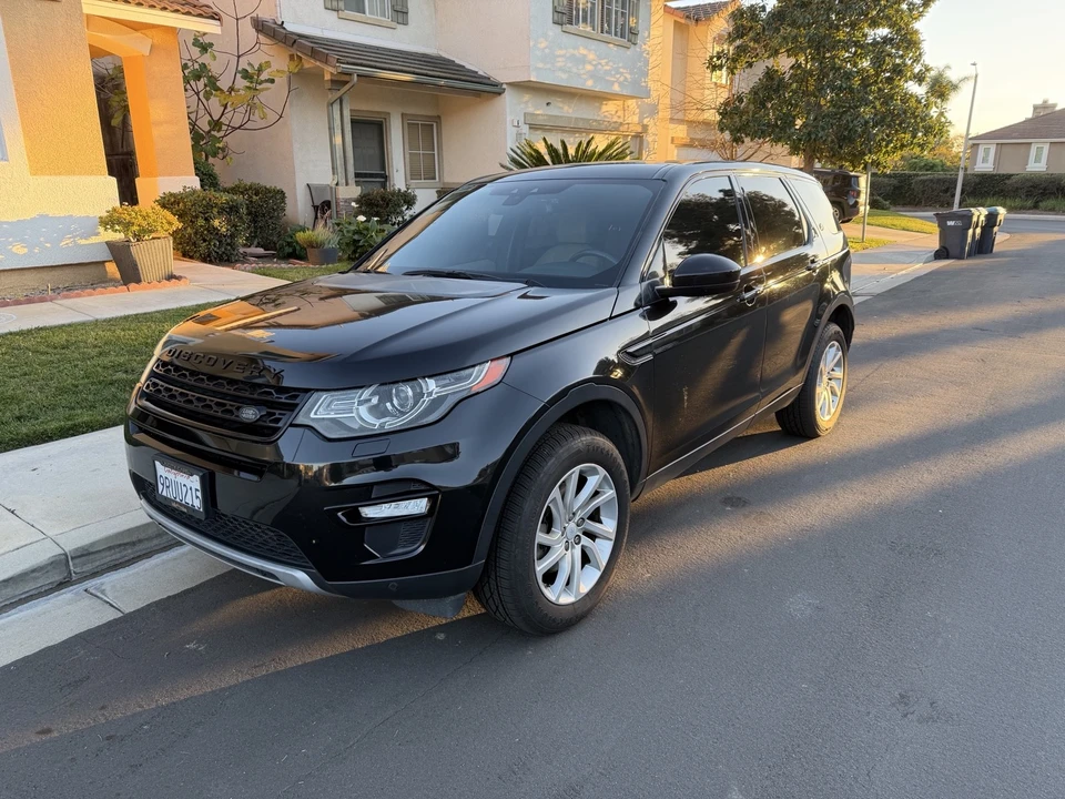 2016 Land Rover Discovery 4th Gen - Image 2 of 21