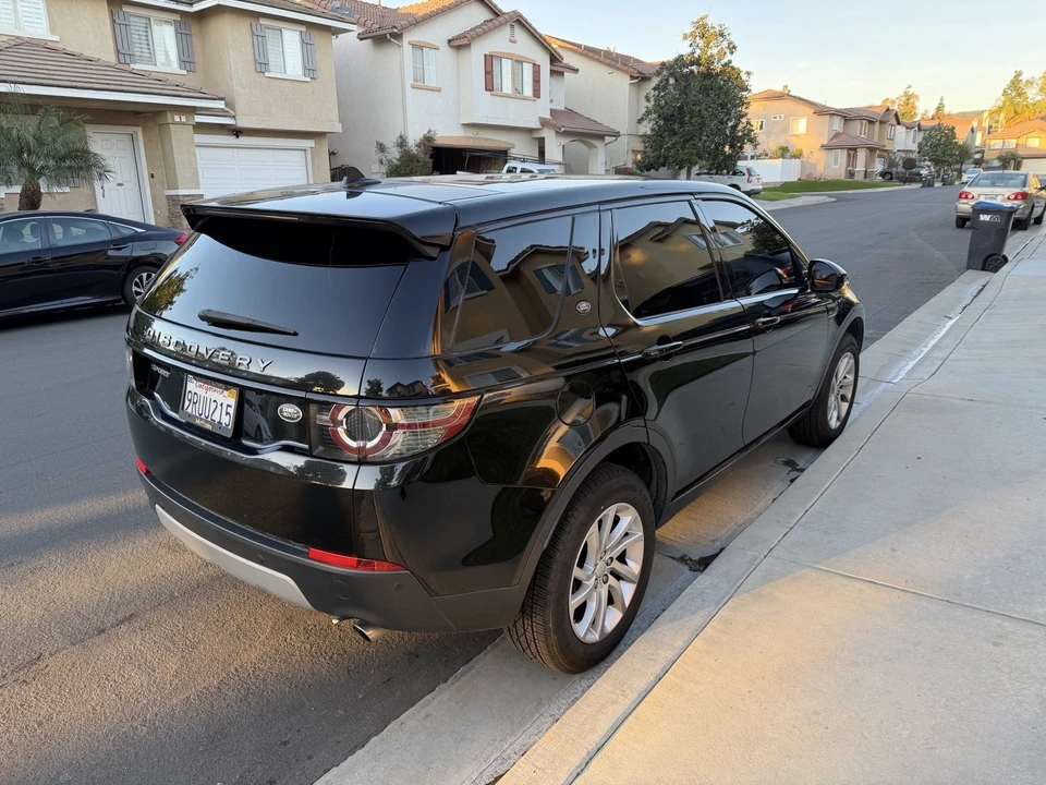 2016 Land Rover Discovery 4th Gen - Image 7 of 21