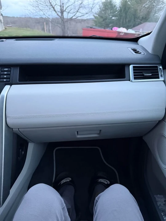 2016 Land Rover Discovery Sport - Image 16 of 18