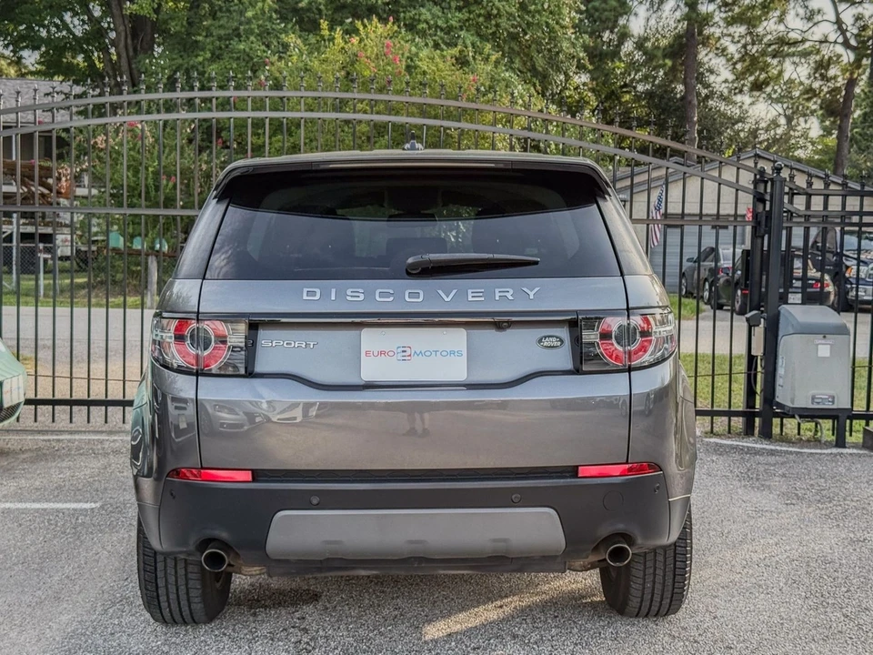 2016 Land Rover Discovery 4th Gen - Image 8 of 12