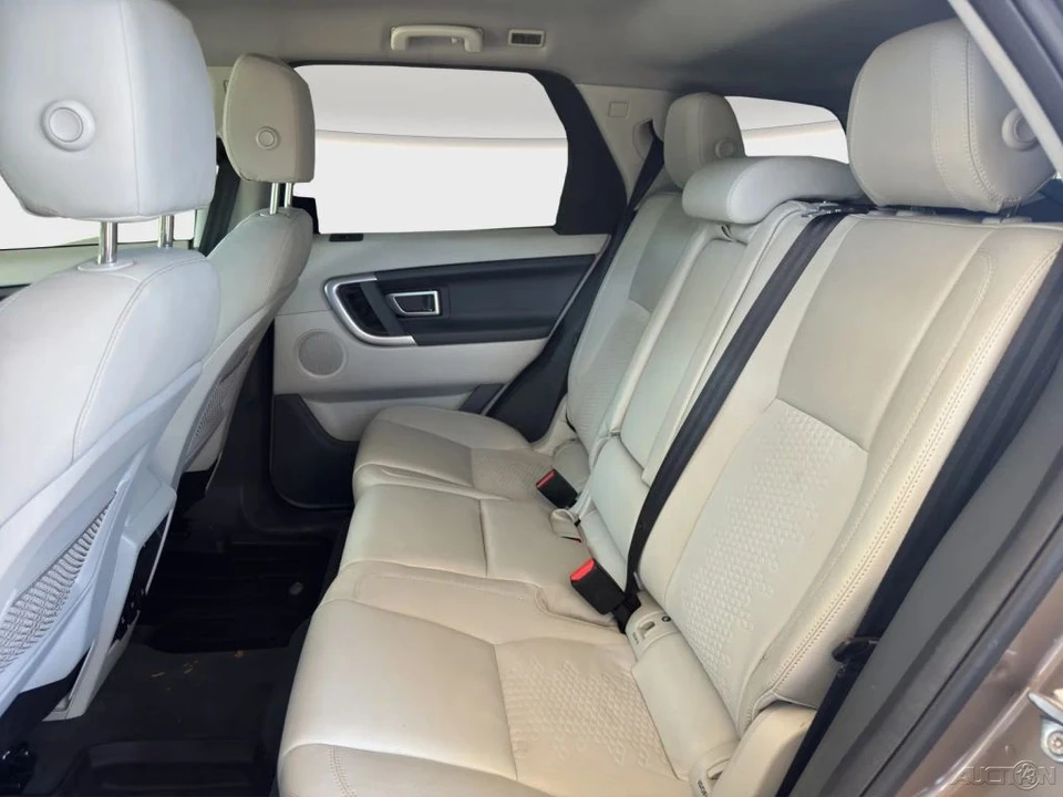 2016 Land Rover Discovery Sport - Image 14 of 21