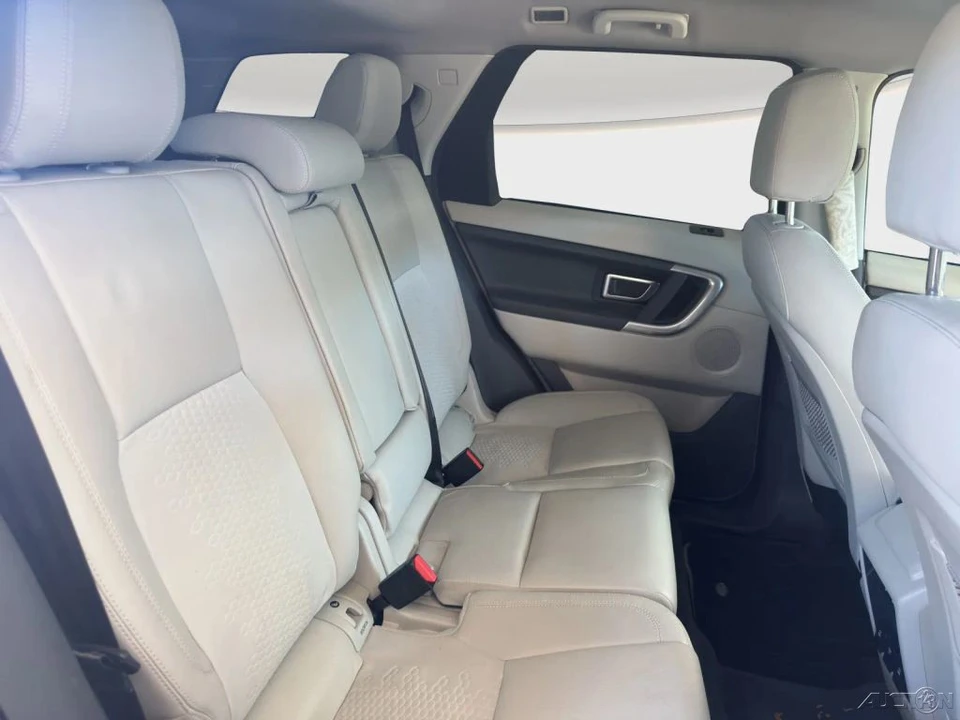 2016 Land Rover Discovery Sport - Image 20 of 21