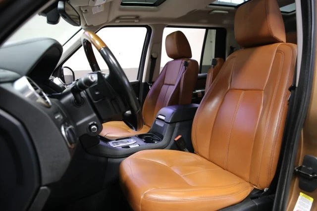 2016 Land Rover Discovery 4th Gen - Image 10 of 21