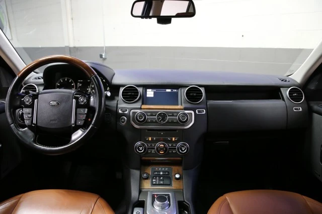 2016 Land Rover Discovery 4th Gen - Image 9 of 21