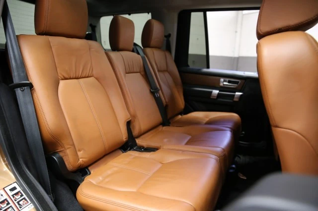 2016 Land Rover Discovery 4th Gen - Image 11 of 21
