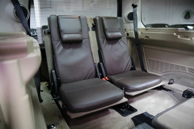 2016 Land Rover Discovery 4th Gen - Image 13 of 21