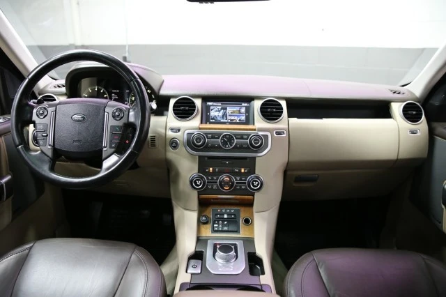 2016 Land Rover Discovery 4th Gen - Image 9 of 21