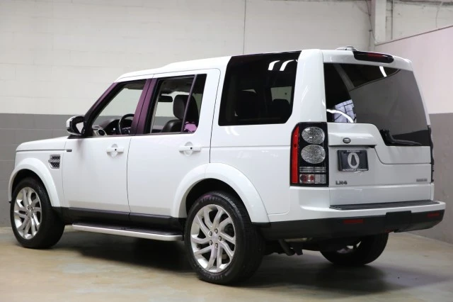2016 Land Rover Discovery 4th Gen - Image 19 of 21
