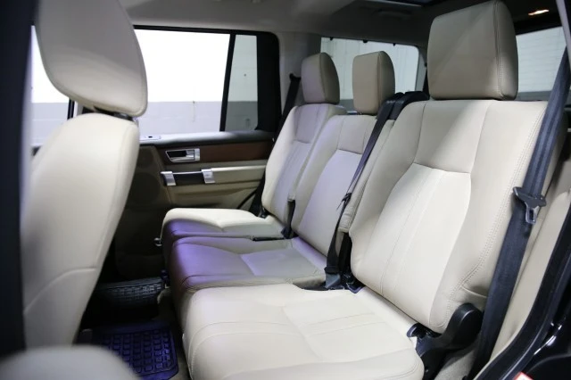 2016 Land Rover Discovery 4th Gen - Image 11 of 21