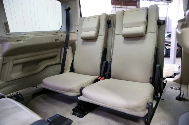 2016 Land Rover Discovery 4th Gen - Image 14 of 21