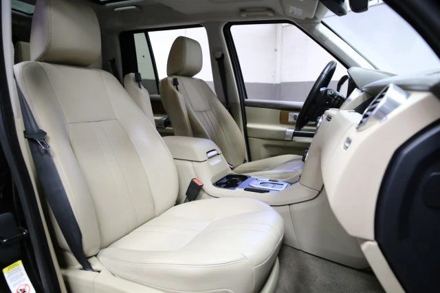 2016 Land Rover Discovery 4th Gen - Image 15 of 21