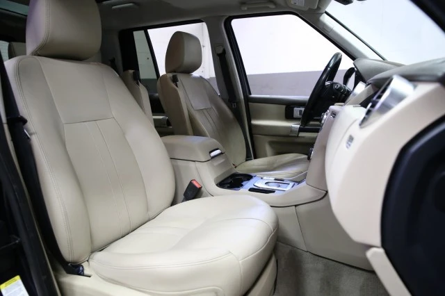 2016 Land Rover Discovery 4th Gen - Image 15 of 21